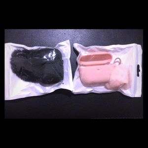 ‼️ SOLD‼️AirPod Keyring Case with Puff